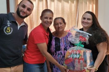 encerramento anual do Serviço de Convivência e Fortalecimento de Vínculos, sendo ofertado um kit de natal aos participantes do serviço, O SCFV é um serviço da Proteção Social Básica do SUAS que é ofertado de forma complementar ao trabalho social com famíl