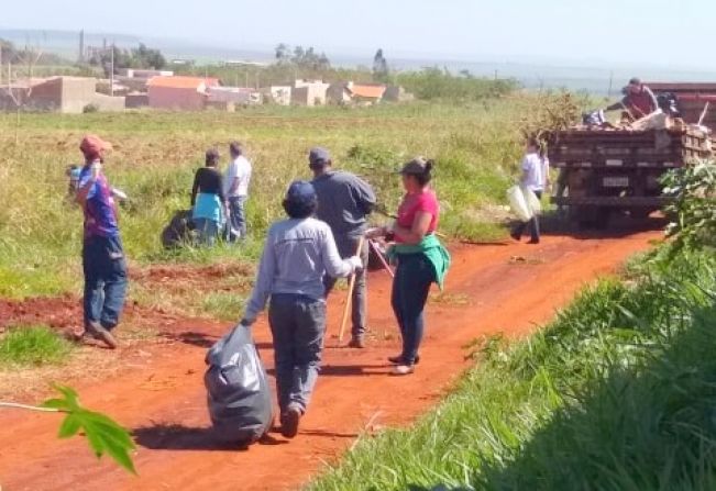 Segunda etapa do Arrastão Contra a Dengue recolheu 13,5 toneladas de entulho e lixo