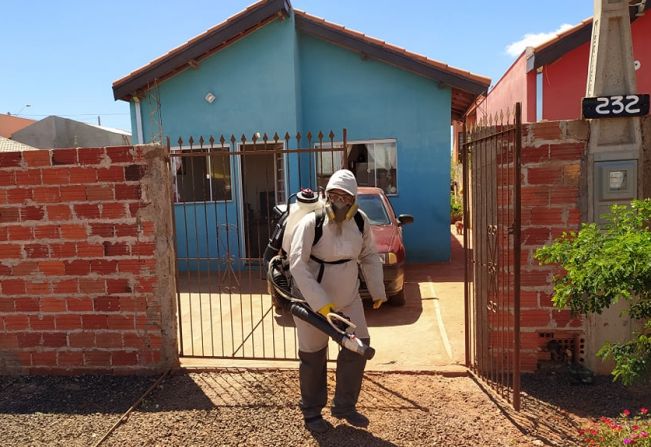 Secretaria de Saúde realiza nebulização em residências do CDHU, Jardim Alvorada, Markville e Esmeralda